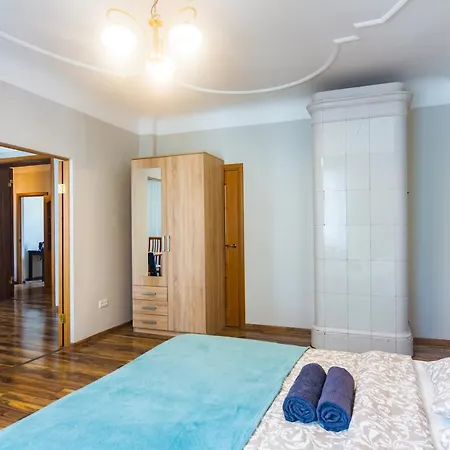 Spacious In The Heart Of The Lägenhet Riga