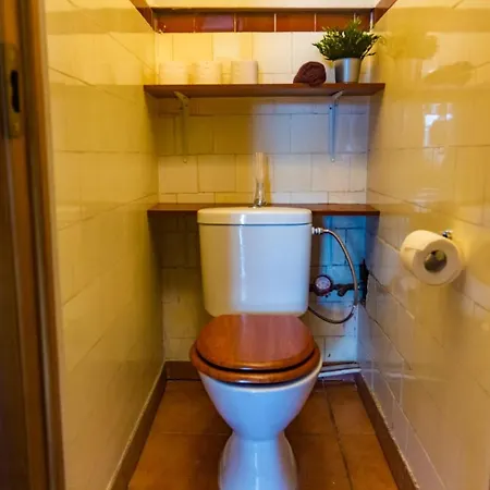 Apartment Spacious In The Heart Of The *